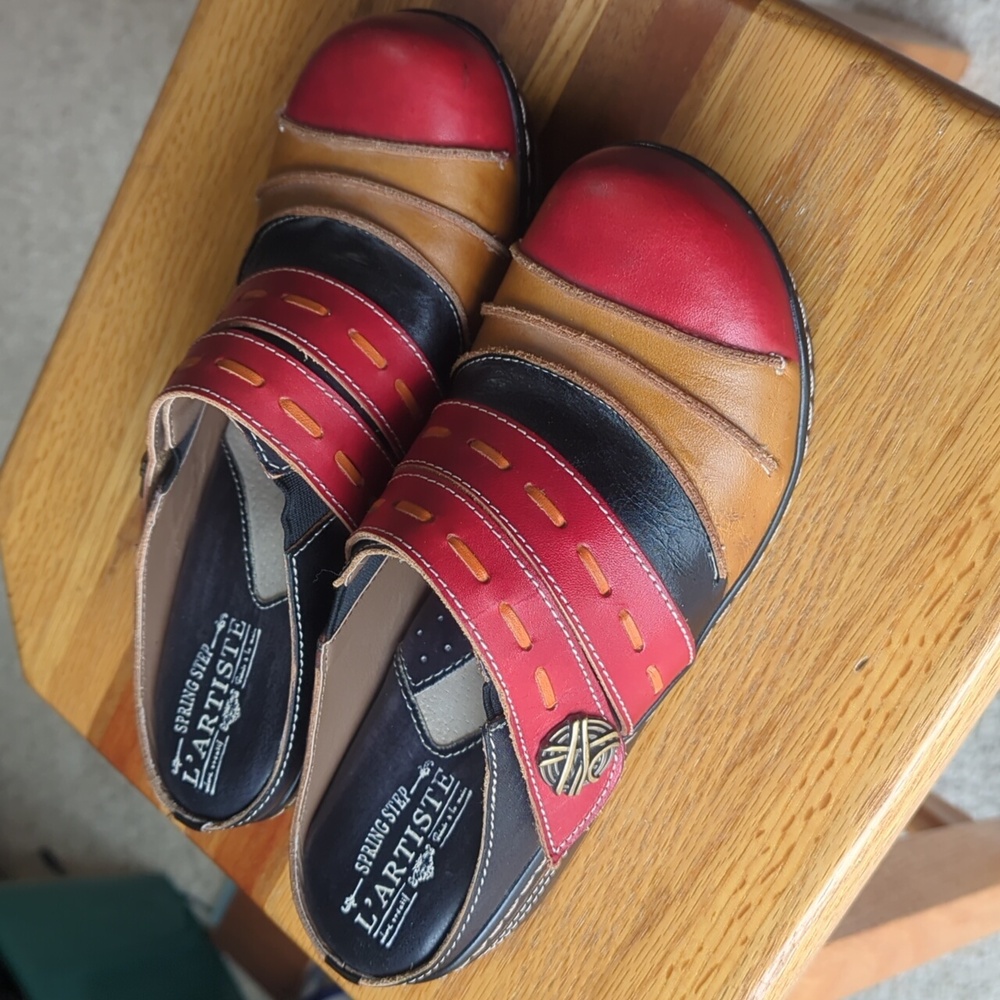 L’artiste by Spring Step clogs